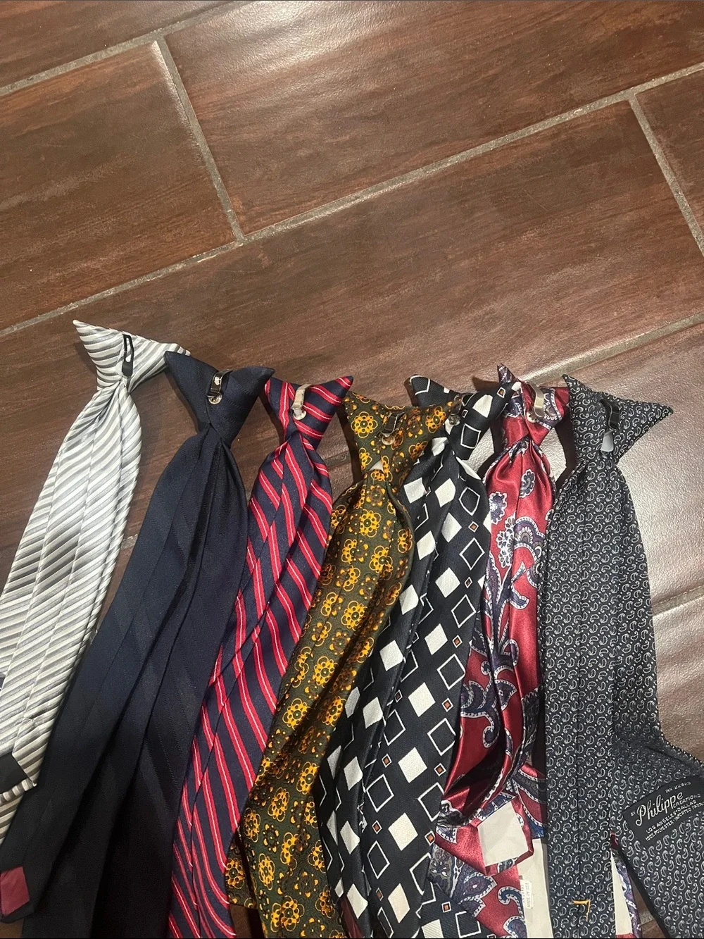 Ties (7)